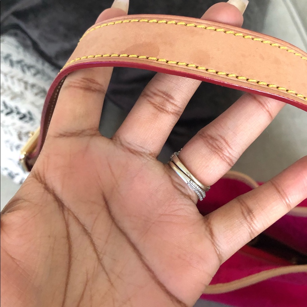 Pink Handbag - Picture 4 of 7